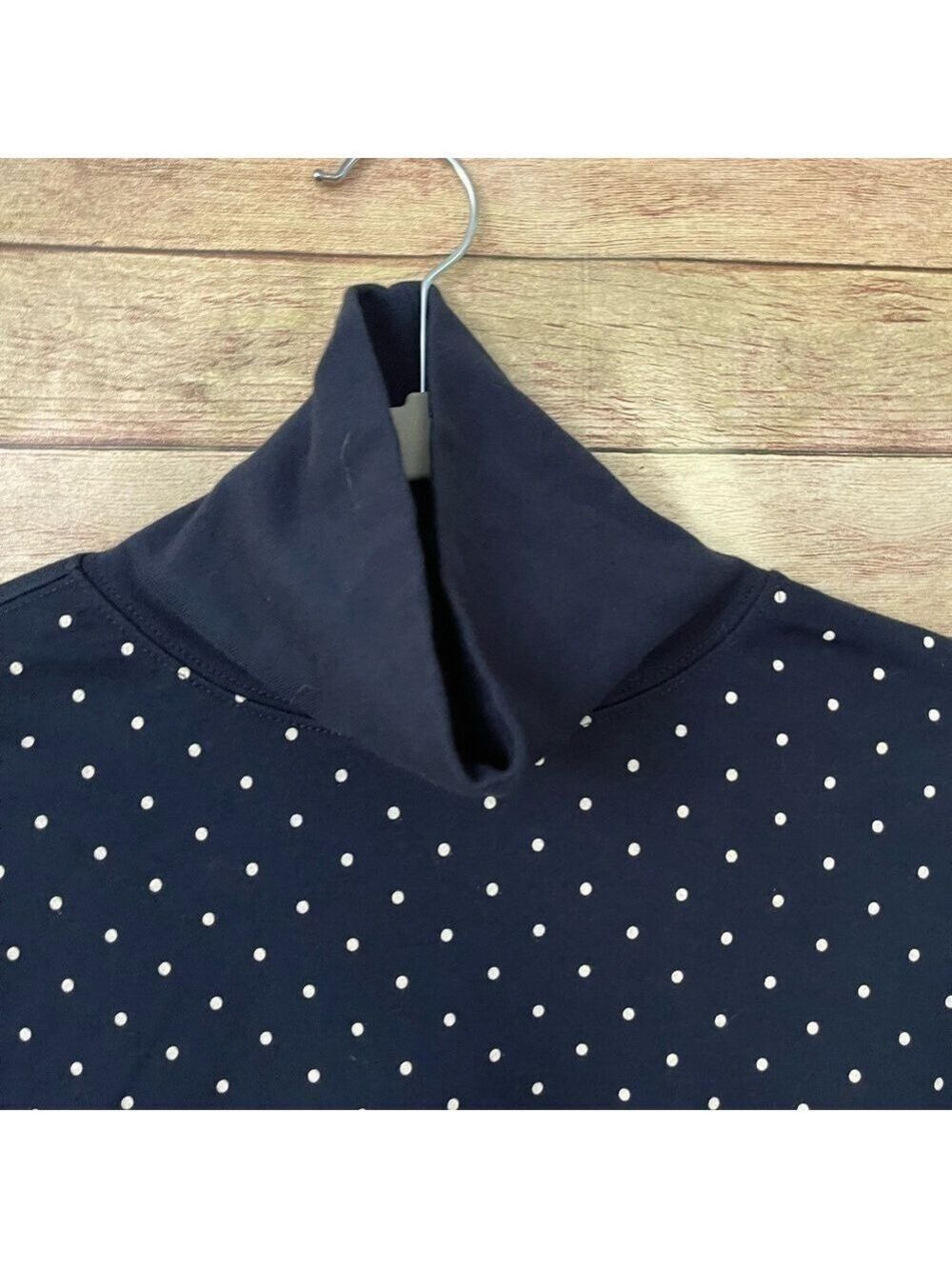 LL Bean Womens Dark Blue Polka Dot Turtleneck Long Sleeve Cotton Top Size Medium - Picture 5 of 6